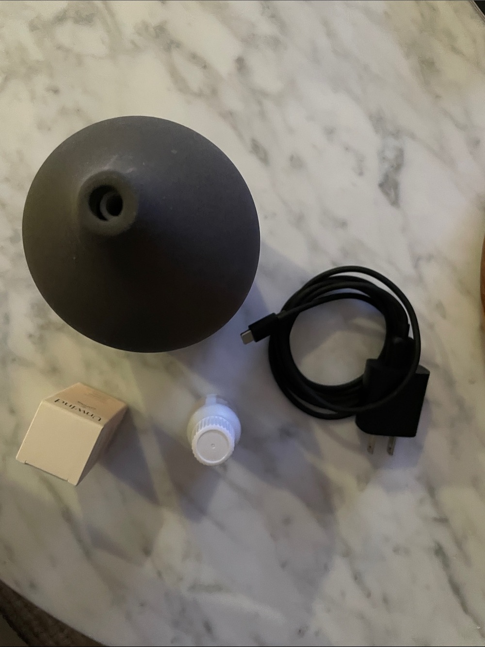 Vitruvi aroma Diffuser – Black Ceramic Ultrasonic Humidifier